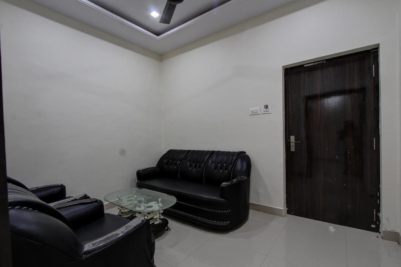 Collection O 38566 Mk Hotel And Lodge Gulbarga Dış mekan fotoğraf